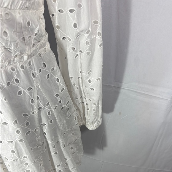 Gianni Bini Katrina White Eyelet Dress Size M - Picture 6 of 13
